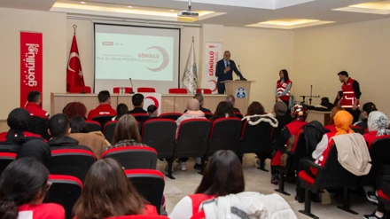 Türk Kızılay, gönüllü ağını artırmak için Selçuk Üniversitesinde